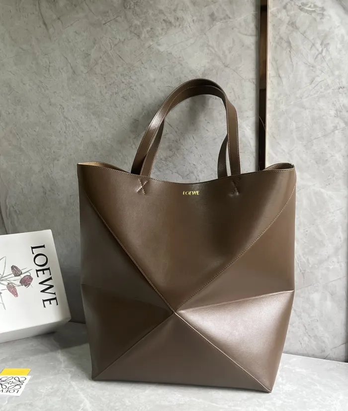 Atelier Signature AAA+ Puzzle Fold Tote en piel de ternera brillante 42x41x18cm