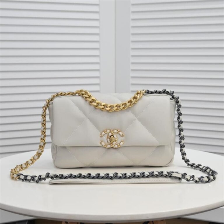 Smart Luxury 1:1 19 Flap Bag 26x16x8cm