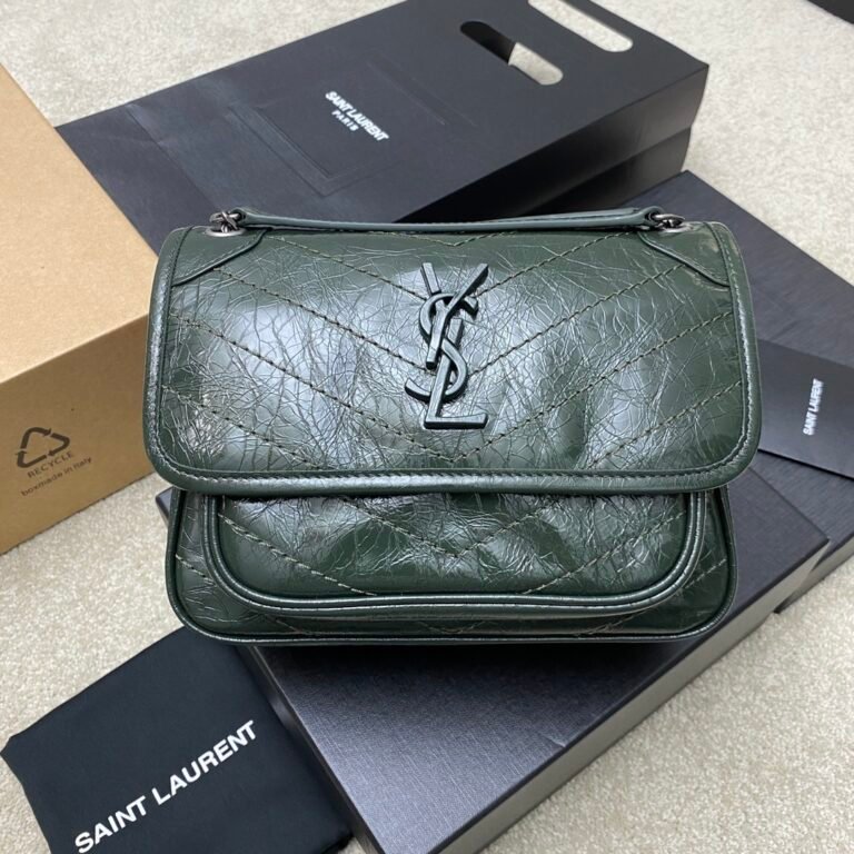 AAA+ Niki Messenger 22x15x6cm