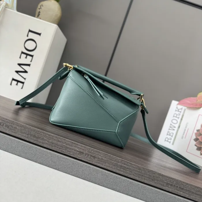 Atelier Signature AAA+ Puzzle Edge en piel de ternera granulada suave 18x12,5x8cm