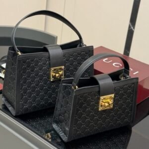 Smart Luxury 1:1 Padlock 25x17cm  |  32x21cm