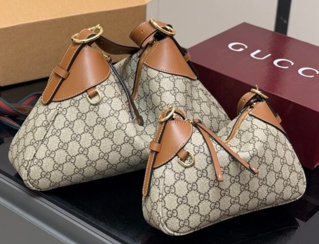 Smart Luxury 1:1 GG Emblem 36x23cm