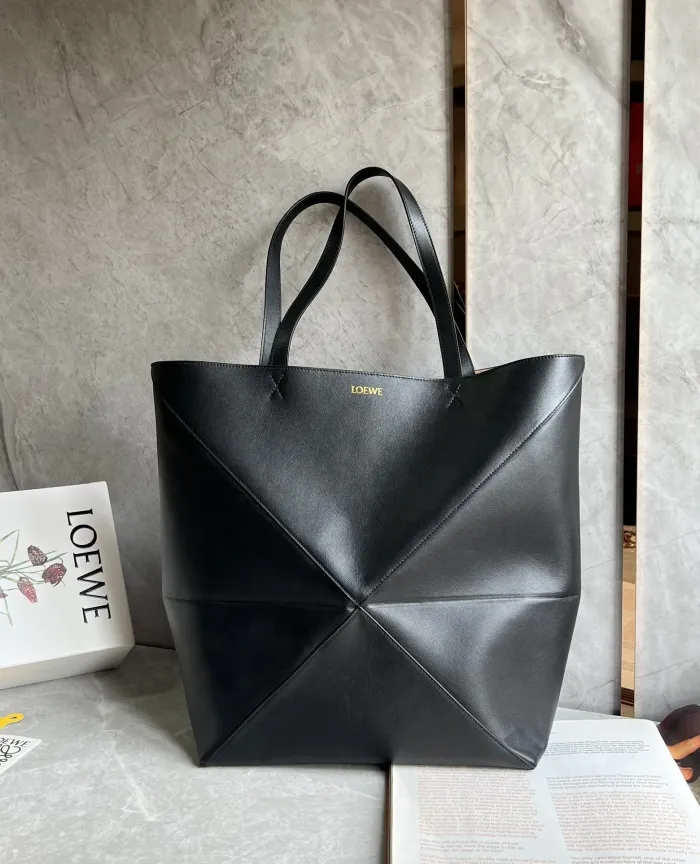 Atelier Signature AAA+ Puzzle Fold Tote en piel de ternera brillante 42x41x18cm