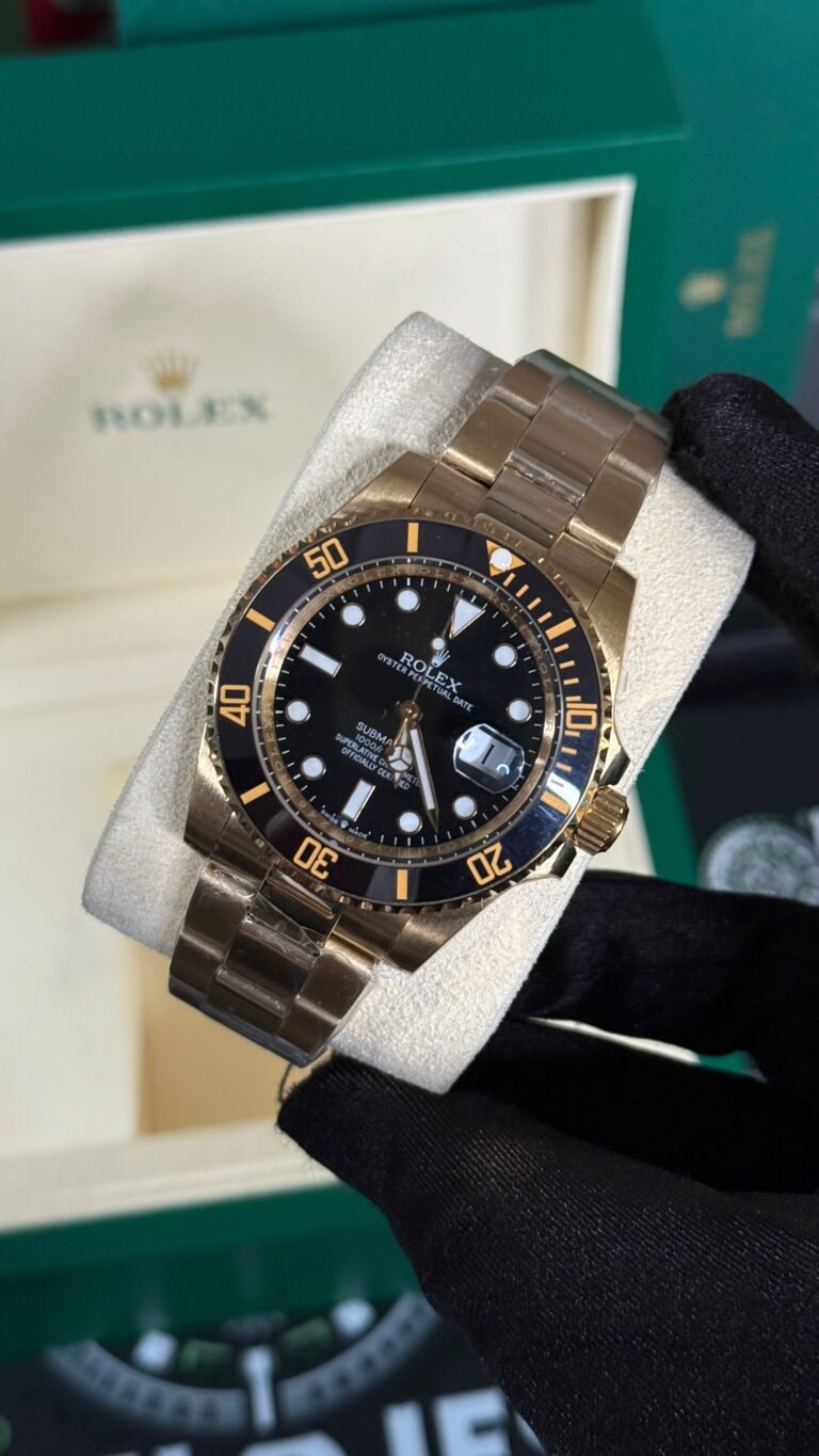 AAA+ Rolex SUBMARINER (Oro/Negro)