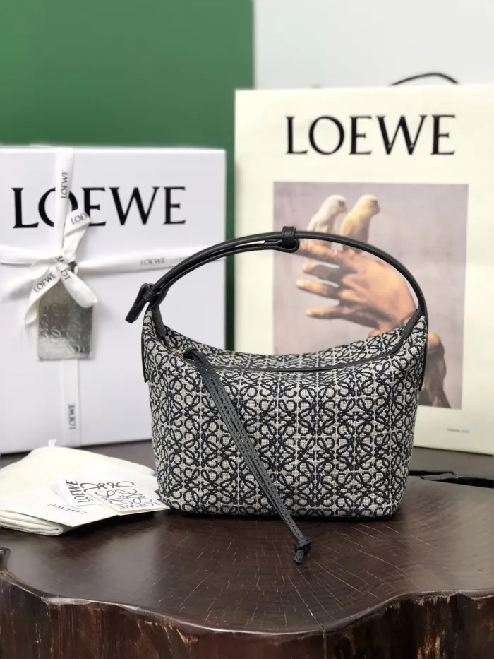 Atelier Signature AAA+ Cubi Anagram Tote 21x17x12cm