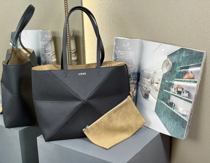 Atelier Signature AAA+ Puzzle Fold Tote mediano 31,5x29x12,5cm