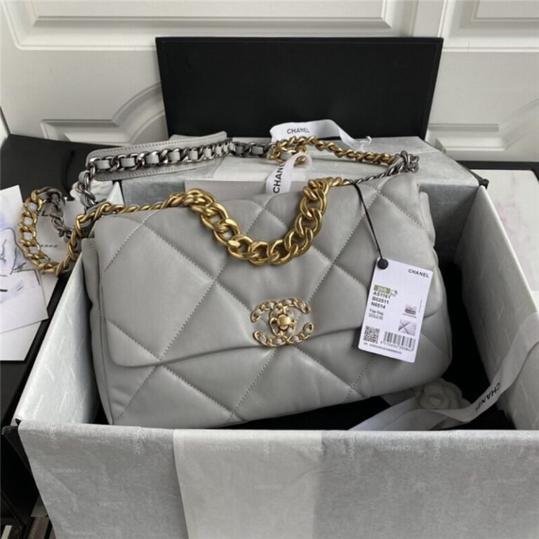 AAA+ Chanel 19 30x20x10cm