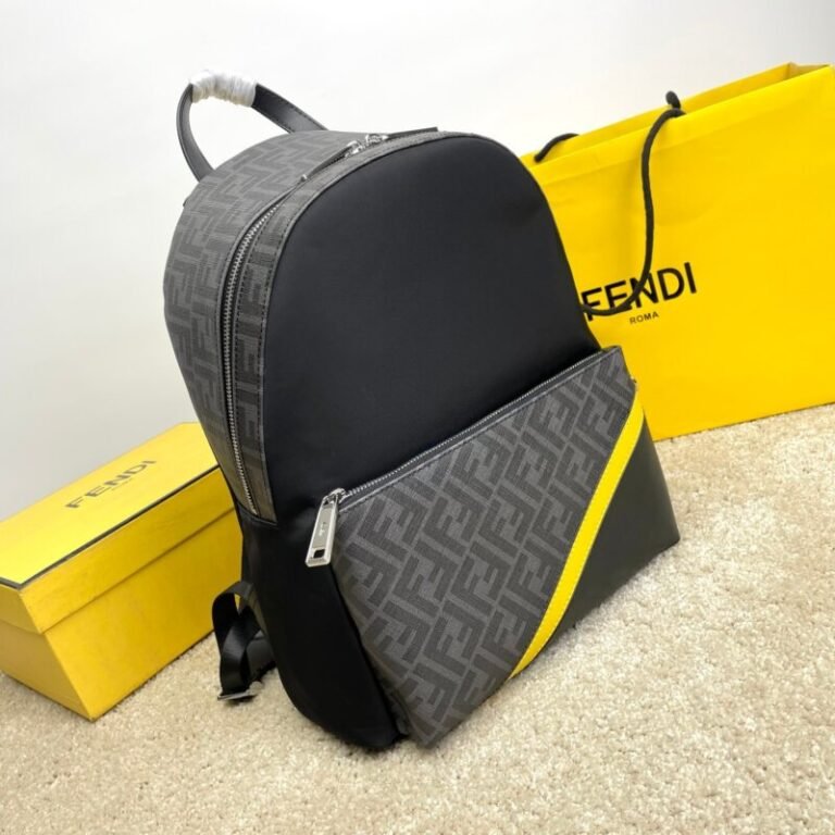 AAA+ Mochila Strike 38x32x12cm
