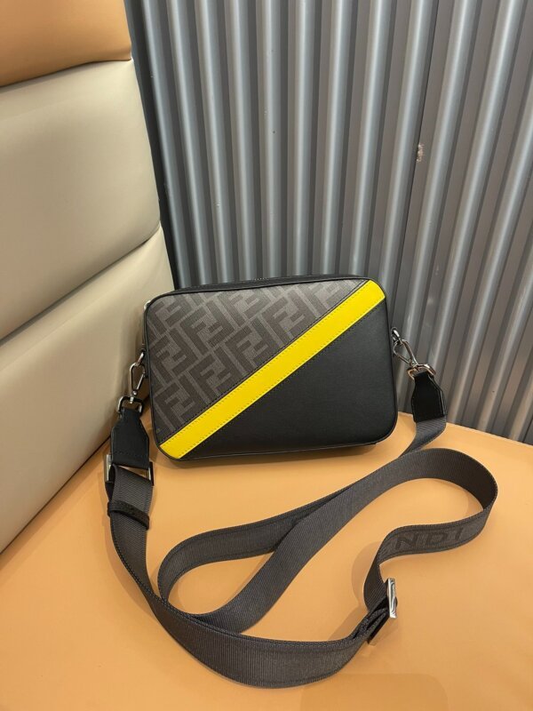 AAA+ Camera Case 22x15x5cm