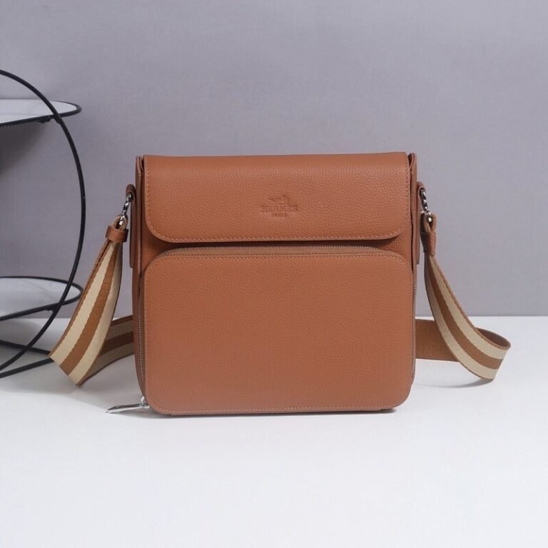 AAA+ Messenger Hermès 28x26x6cm