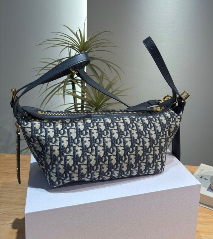 Smart Luxury 1:1 D-Journey 25x17cm