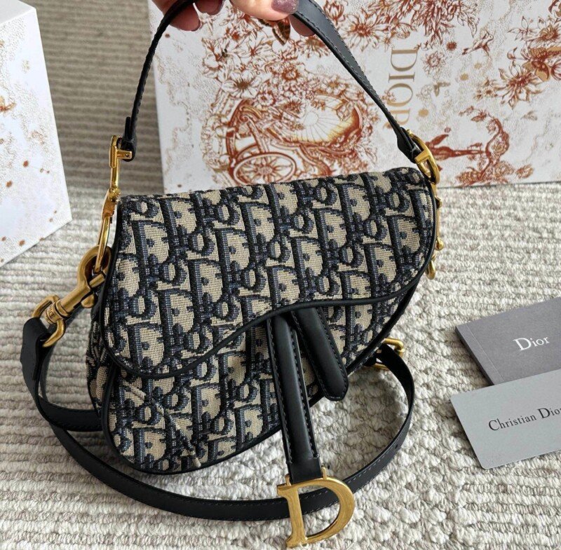 Smart Luxury 1:1 Saddle 20cm
