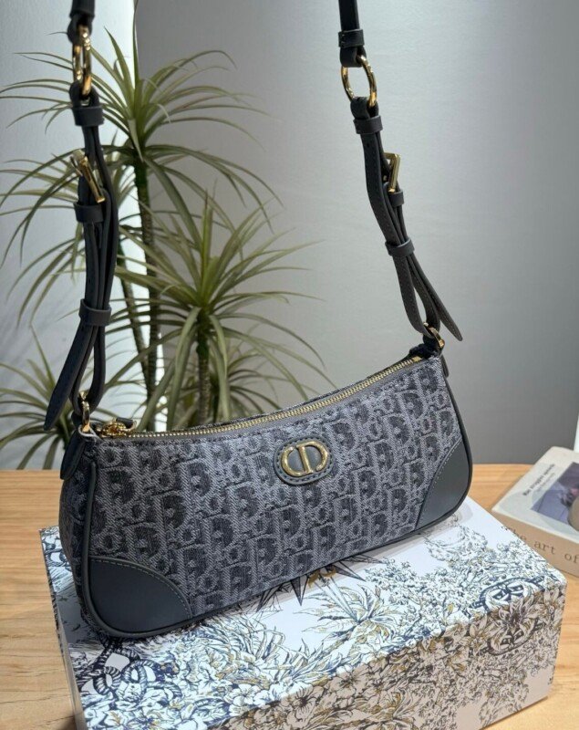 Smart Luxury 1:1 Montaigne26x12cm