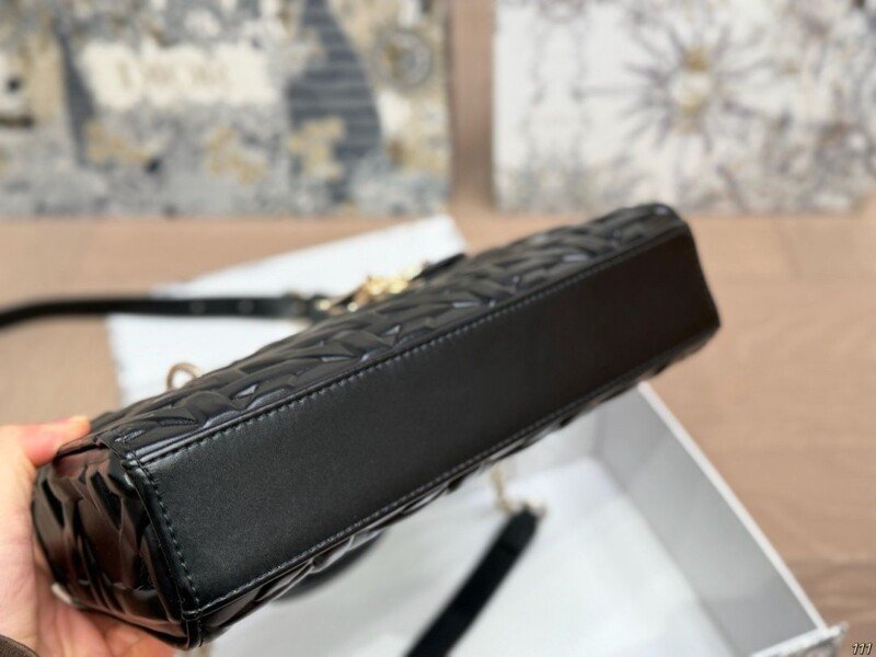 Smart Luxury 1:1 Lady 26x14cm - Imagen 5
