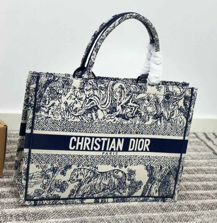 Smart Luxury 1:1 Tote Book 42cm