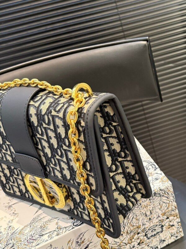 Smart Luxury 1:1 Montaigne 24x17cm - Imagen 10