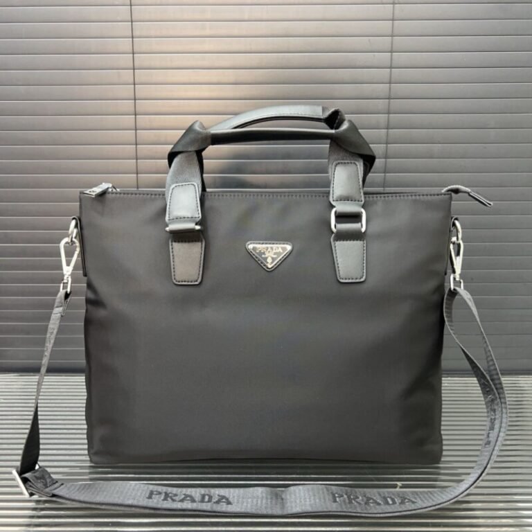 Smart Luxury 1:1 Re-Nylon 28x38cm
