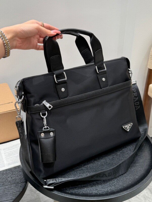 Smart Luxury 1:1 Re-Edition 28x38cm