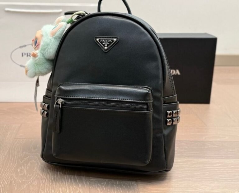 Smart Luxury 1:1 Re-Nylon 26x31cm