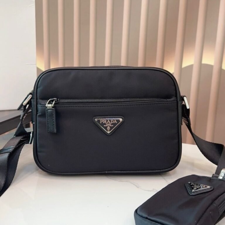 Smart Luxury 1:1 Re-Nylon 22x6cm