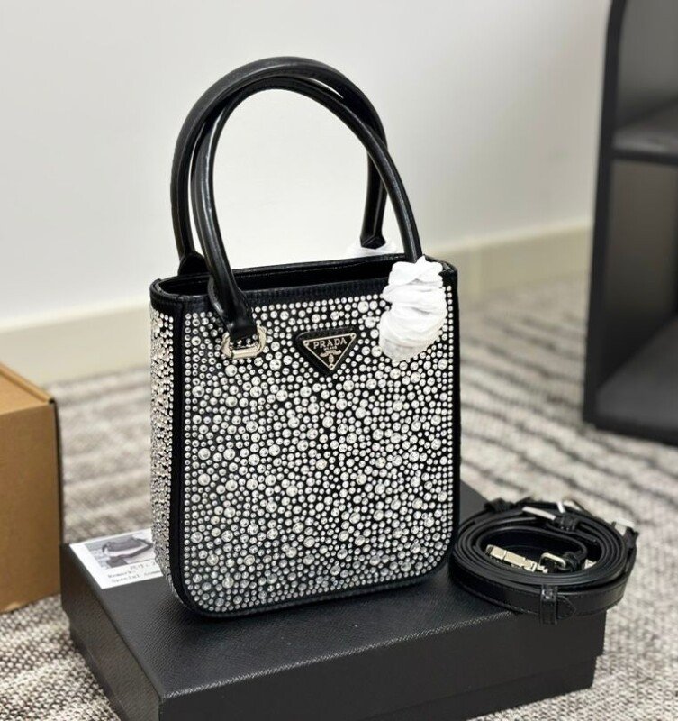 Smart Luxury 1:1 Crystal 18x17cm
