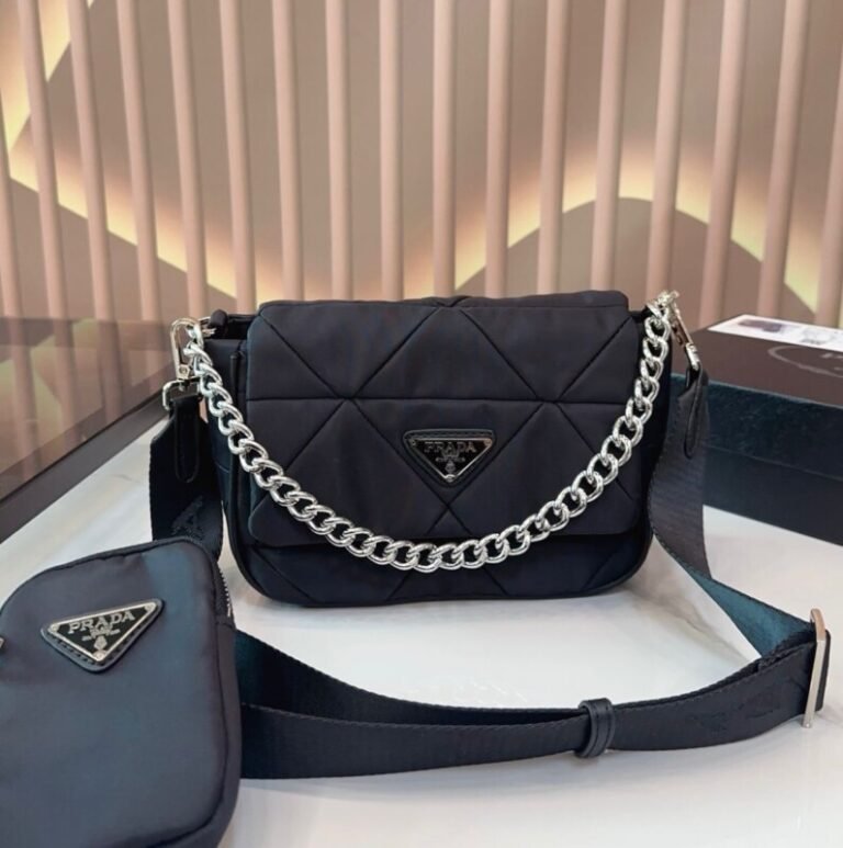 Smart Luxury 1:1 Re-Edition 21x15cm