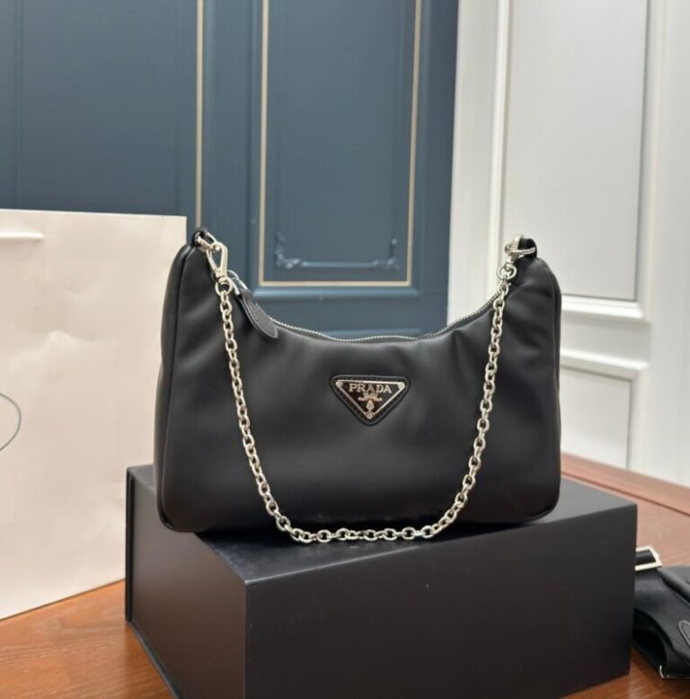 Smart Luxury 1:1 Re-Edition 24x13cm