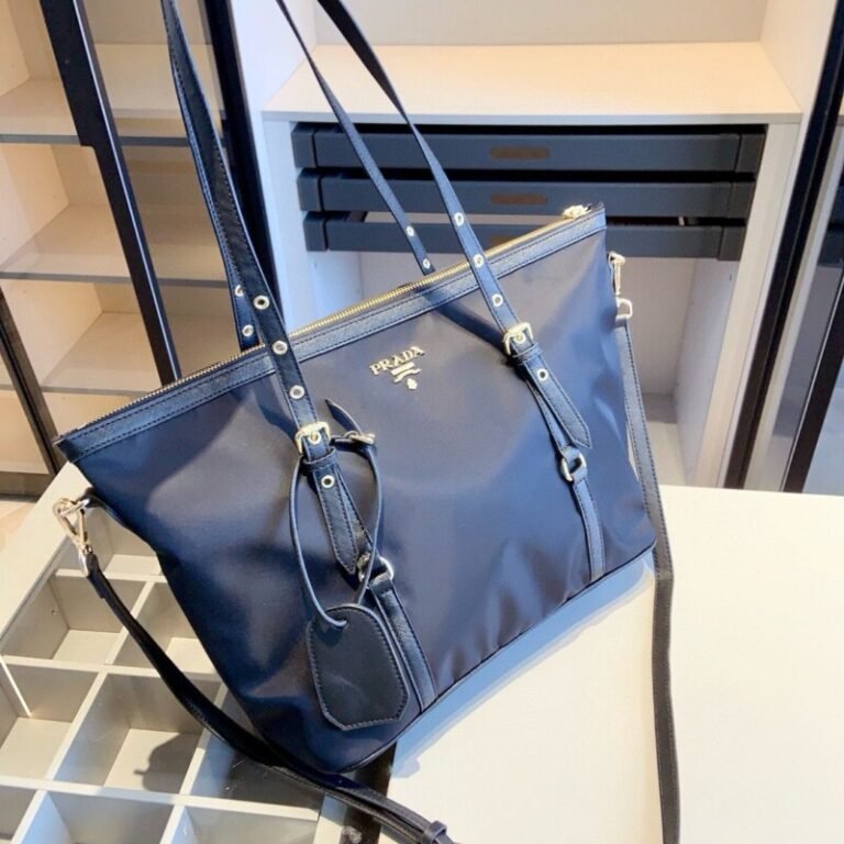 Smart Luxury 1:1 Tote