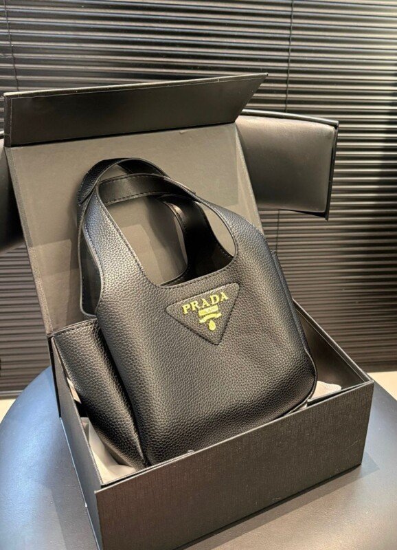 Smart Luxury 1:1 Tote