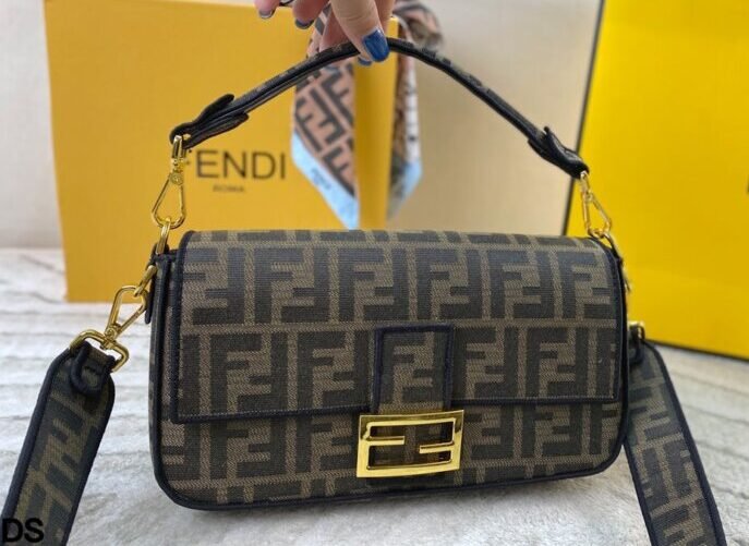Smart Luxury 1:1 Baguette 27x15cm