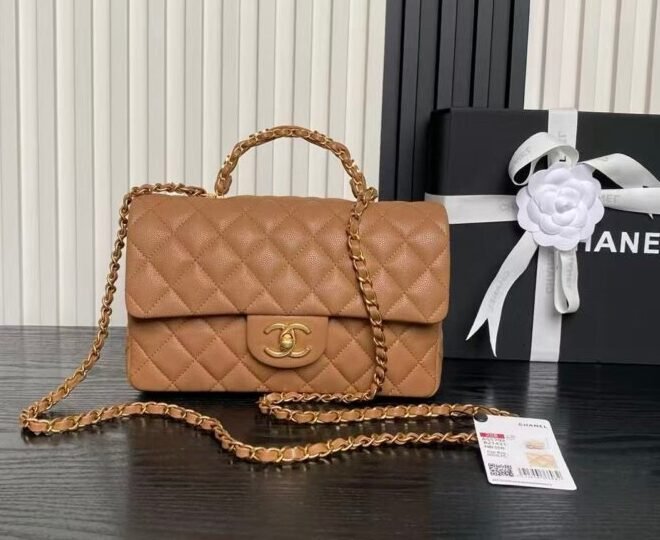 AAA+ Classic Flap 22,5x13,5x6cm