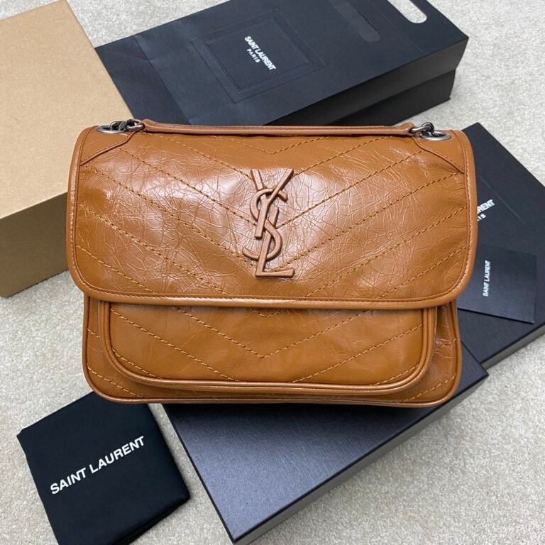 AAA+ Niki Messenger 28x20.5x8.5cm