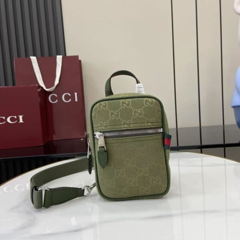 AAA+ Bandolera con tira trasera GUCCI 12.5x17.5x4cm