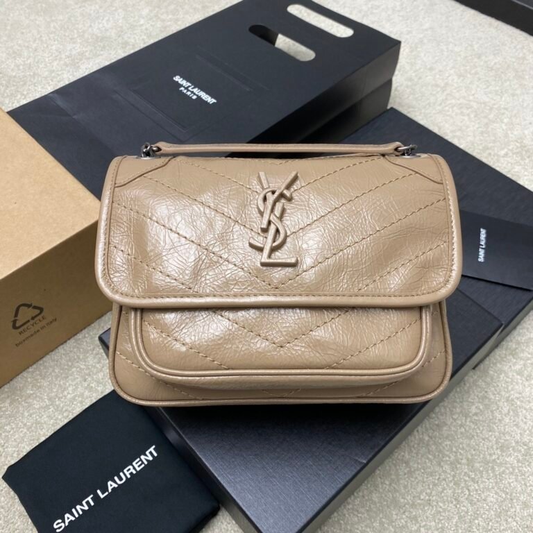 AAA+ Niki Messenger 22x15x6cm